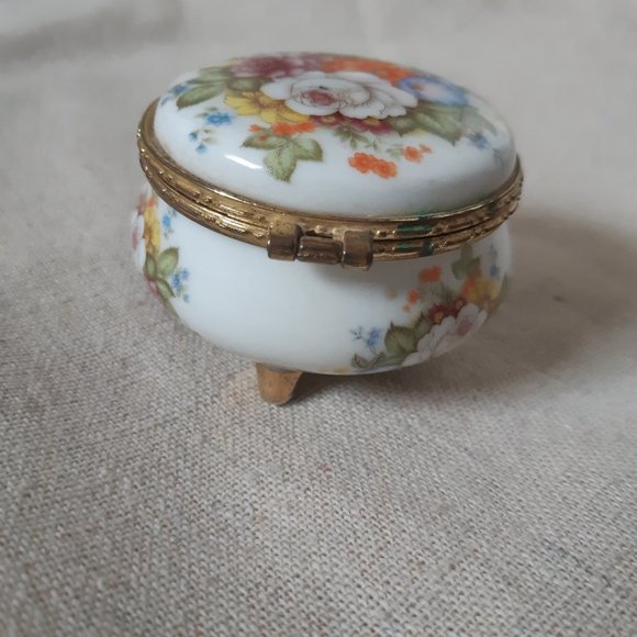 Vintage 80s Ceramic Container - Picture 4 of 5